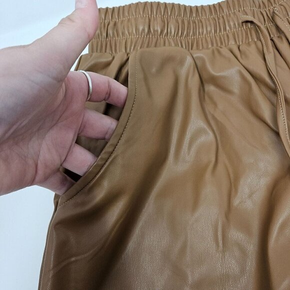 Altar’d State Faux Leather Shorts In Taupe Brown Women’s Size S NEW Relaxed - Picture 3 of 10